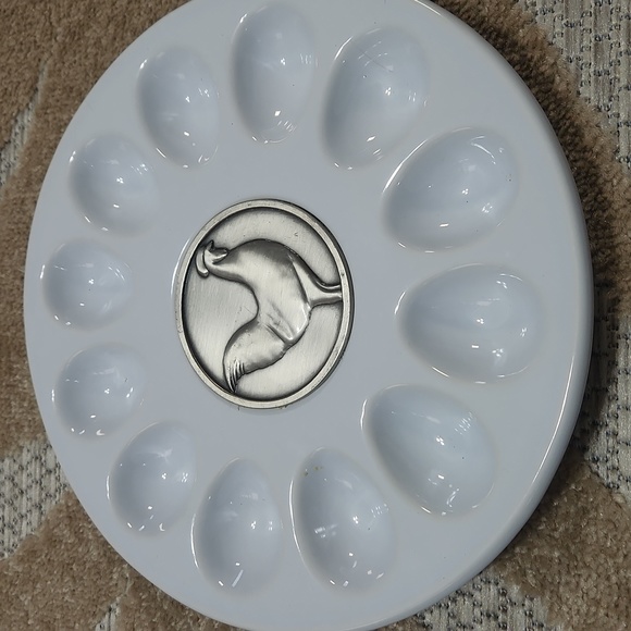 Boston Warehouse Trading Corp.  Silver metal Rooster Egg Plate - Picture 3 of 10